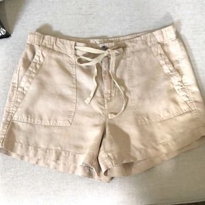 Lou & Grey linen shorts